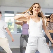 Dans Akademi Sisli 3 1