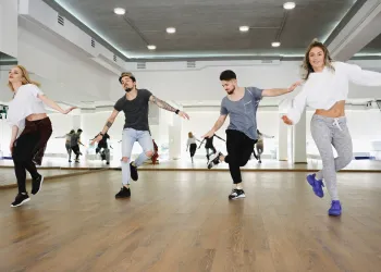 Roman Dansı Nasıl Oynanır?